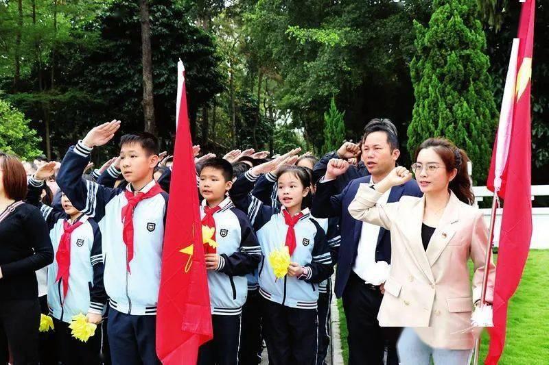 炮轰男爵
