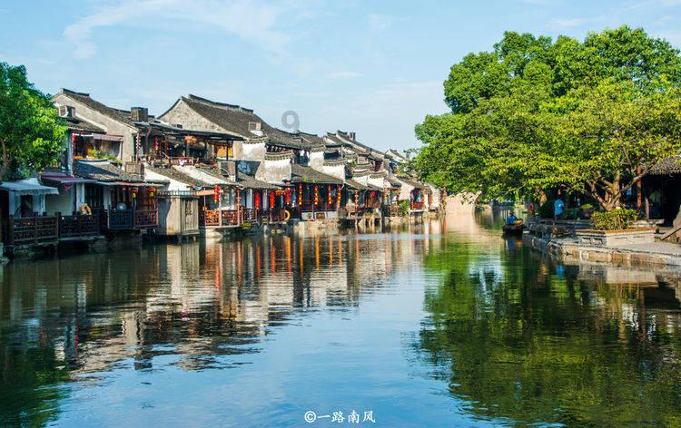 鲁图山货街火热开街